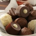 Miniatura de Bombones De Chocolate En Plato